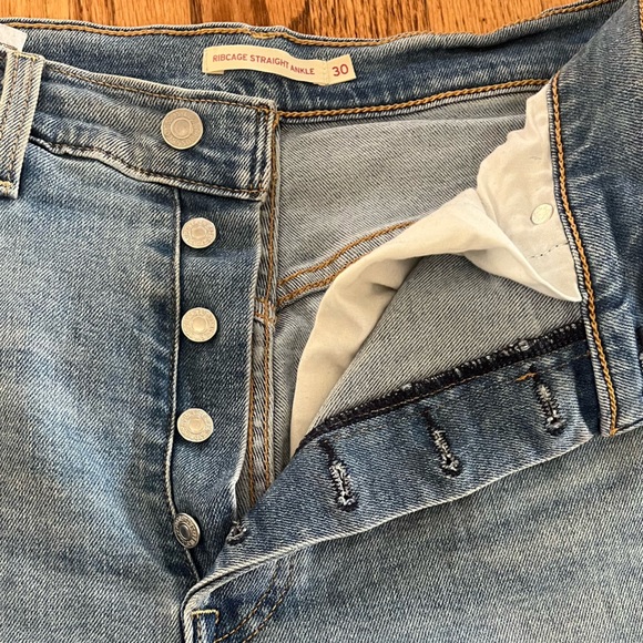 Levi’s Rib cage - Picture 5 of 7